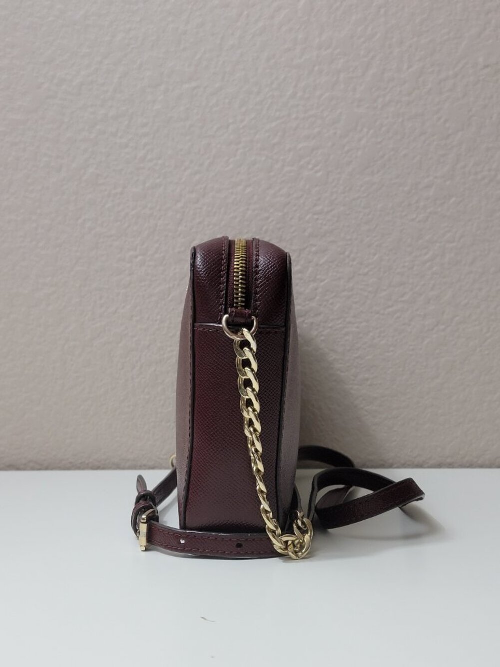 Michael Kors Jet Set East West Crossbody Bag Merlot Burgundy Saffiano Leather - Picture 4 of 10